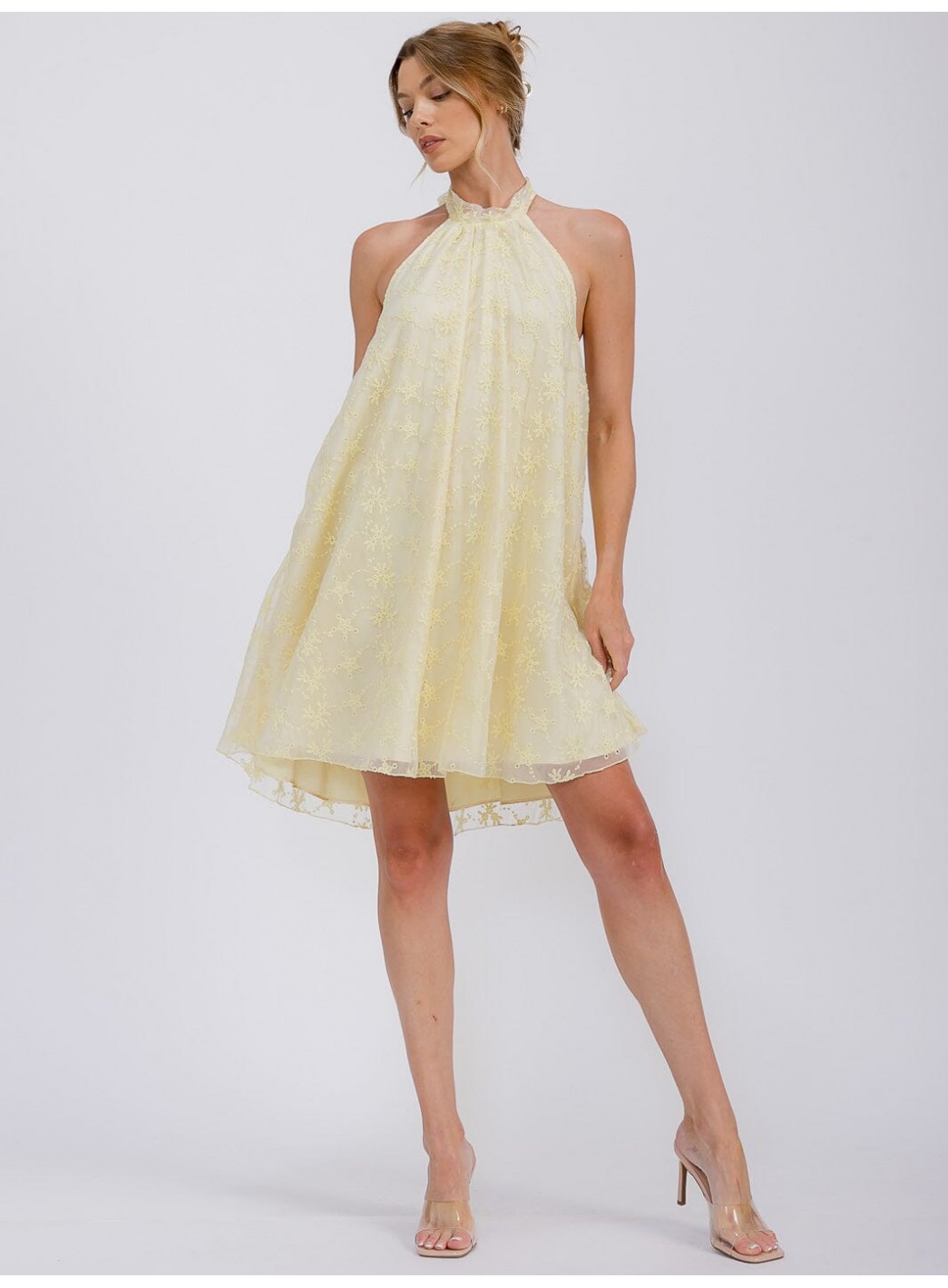 WOMEN'S SLEEVELESS HALTER NECK CROCHET FLORAL MINI DRESS WOMEN'S SLEEVELESS HALTER NECK CROCHET FLORAL MINI DRESS