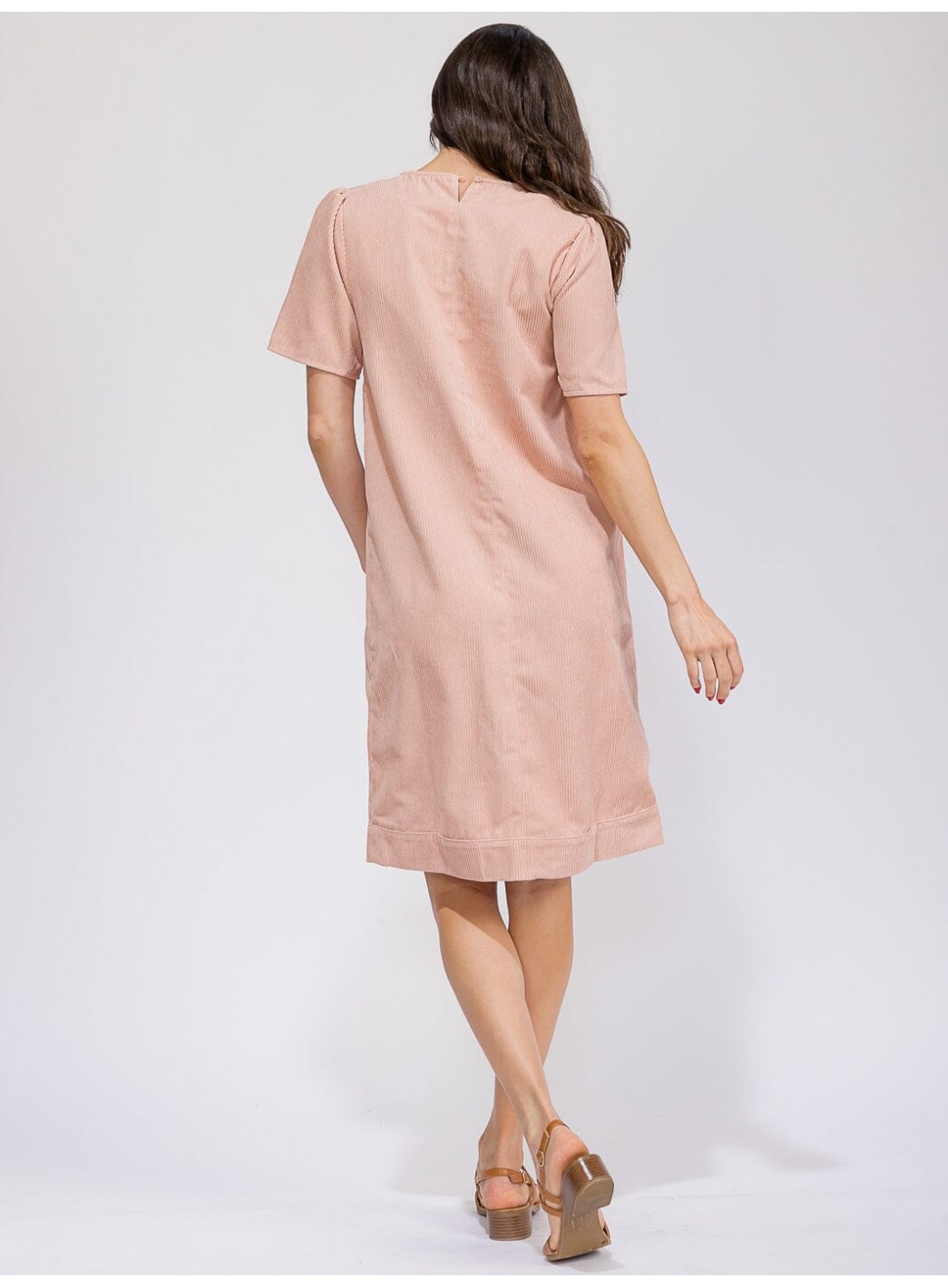 WOMEN'S SHORT SLEEVE FRONT POCKETS RIBBED MIDI DRESS