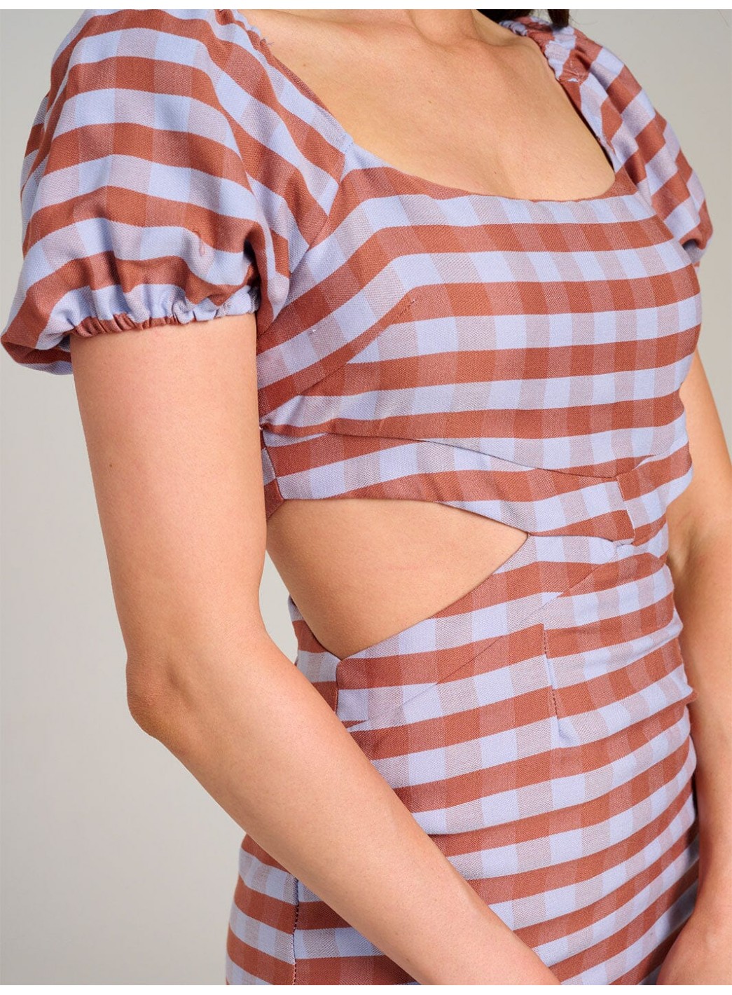 WOMEN'S SHORT SLEEVE CUT OUT COLORBLOCK STRIPES BODYCON MINI DRESS WOMEN'S SHORT SLEEVE CUT OUT COLORBLOCK STRIPES BODYCON MINI DRESS