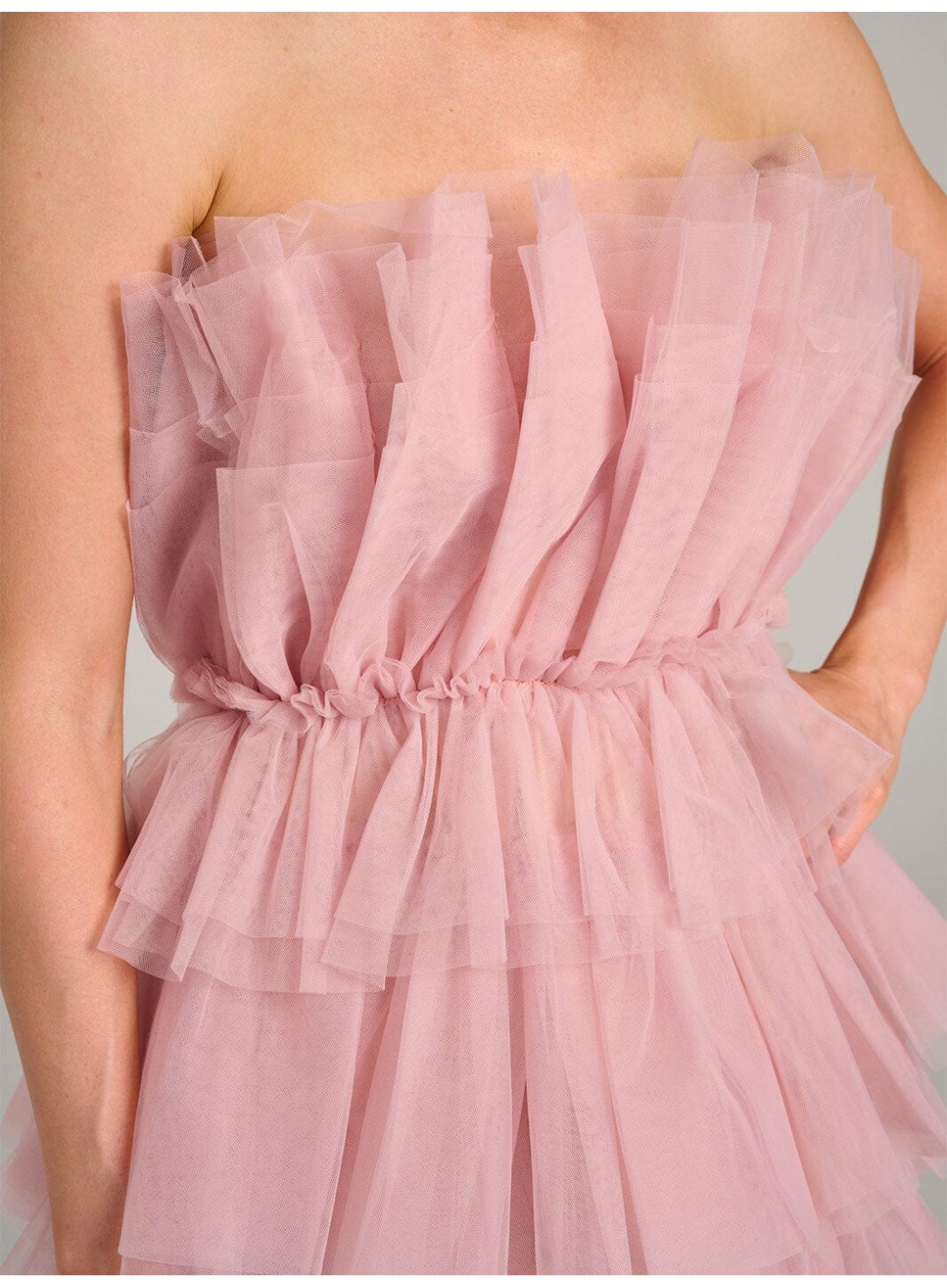 WOMEN'S SLEEVELESS ORGANZA TIERED RUFFLE TUBE MINI DRESS