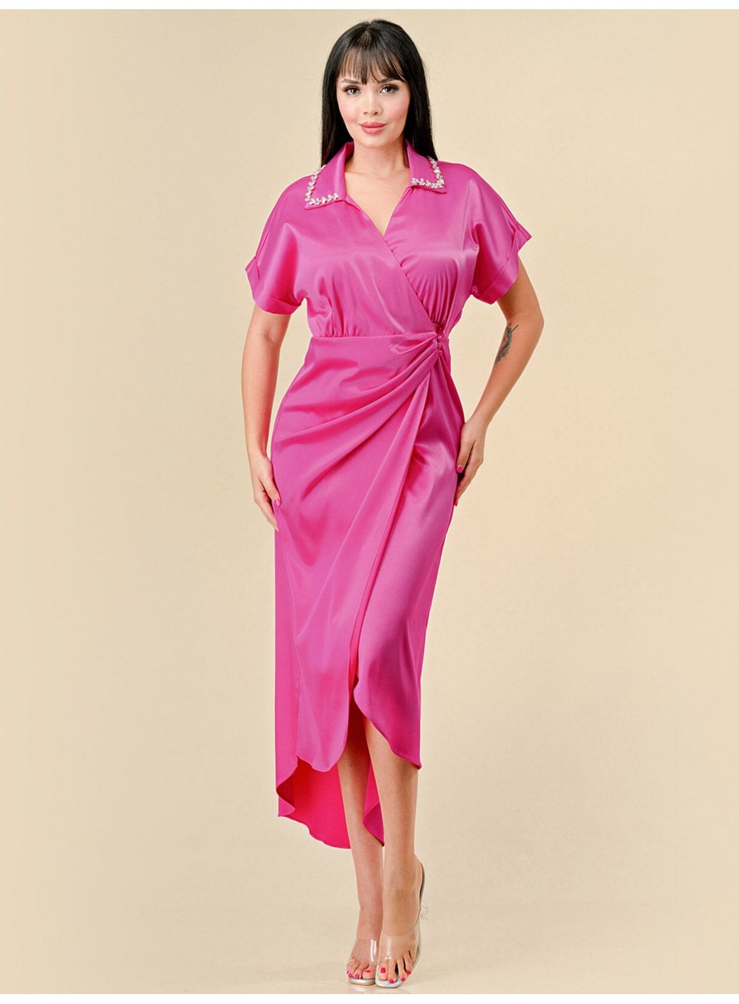 WOMEN'S SHORT SLEEVES STUDS NECK DETAILE...