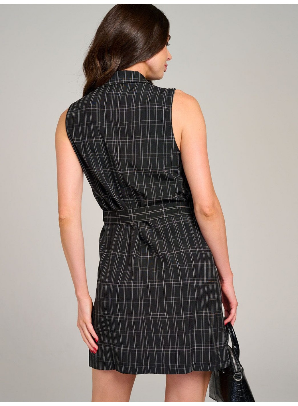 WOMEN'S SLEEVELESS FRONT POCKETS BUTTON CLOSURE WRAP MINI DRESS